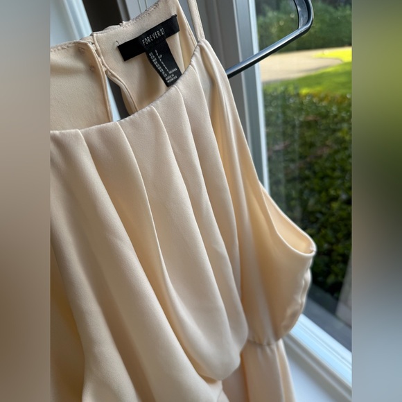 Forever 21 Cream Ivory Backless Mini Dress Women's Size S Sleeveless - Picture 5 of 7